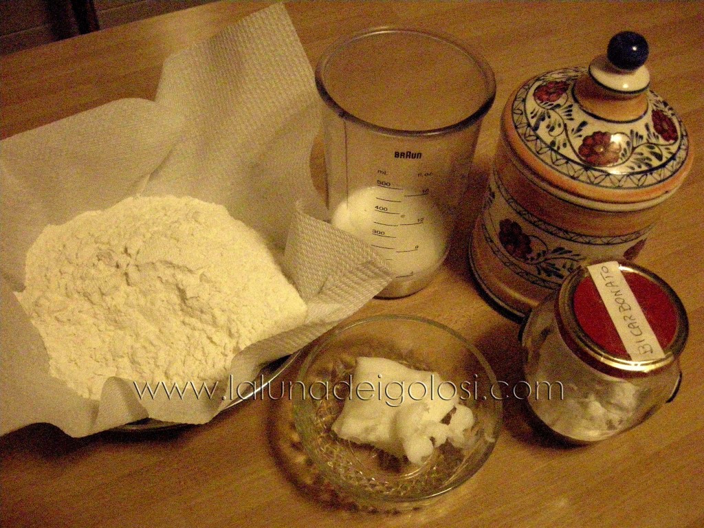 ingredienti della Piadina romagnola ingredienti della Piadina romagnola