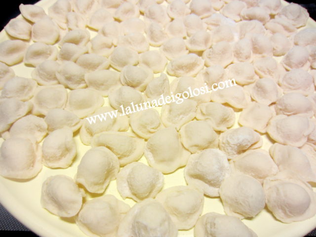 orecchiette pugliesi fatte a mano