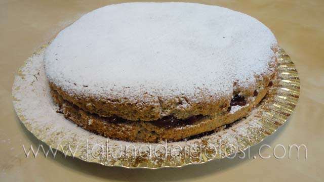 Torta al grano saraceno: torta pronta!
