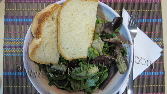 Portalo in tavola con l'insalata: quest'estate sarai la più bella della spiaggia! ;-)