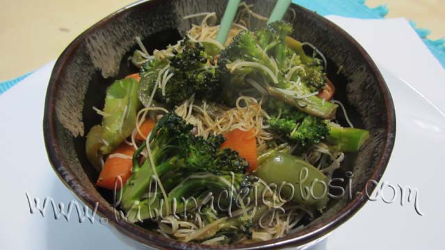 Noodles con verdure: boniiii!!